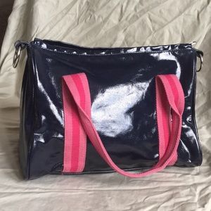 A joe fresh zip up shoulder purse